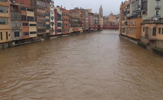Vista de los edificios clásicos en el Barri del Carme, Girona